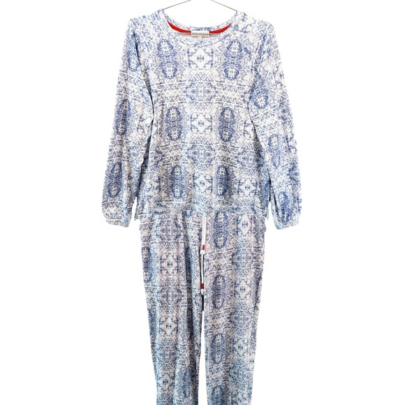 PJ SALVAGE Long Sleeve & Jogger Pajama Set • Large • blue white geometric print - Picture 11 of 11